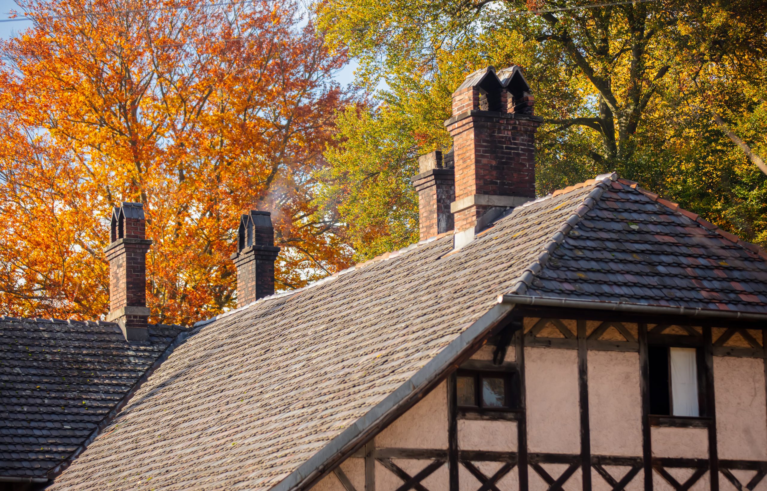 How to Fix Chimney Leaks in Chicagoland Homes